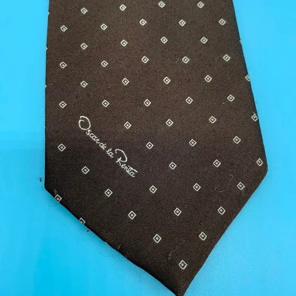 Oscar de la Renta Brown Geometric Preppy Logo Men's Classic Neck Tie